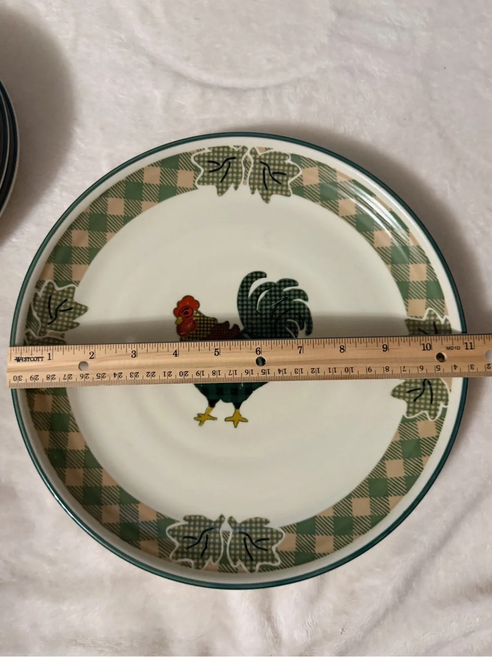 Julie Ingleman Designs 'Rooster Morn' stoneware plates. 3 small plates/1 platter
